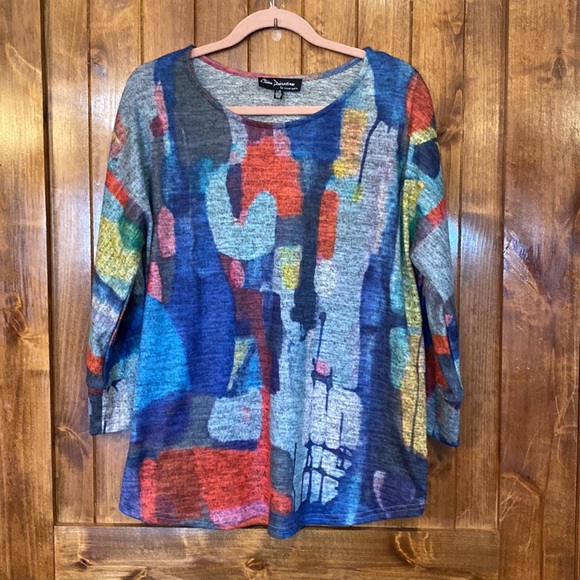 Claire Desjardins by Carre Noir Water Color 3/4 Length Sleeve Top - Picture 3 of 10